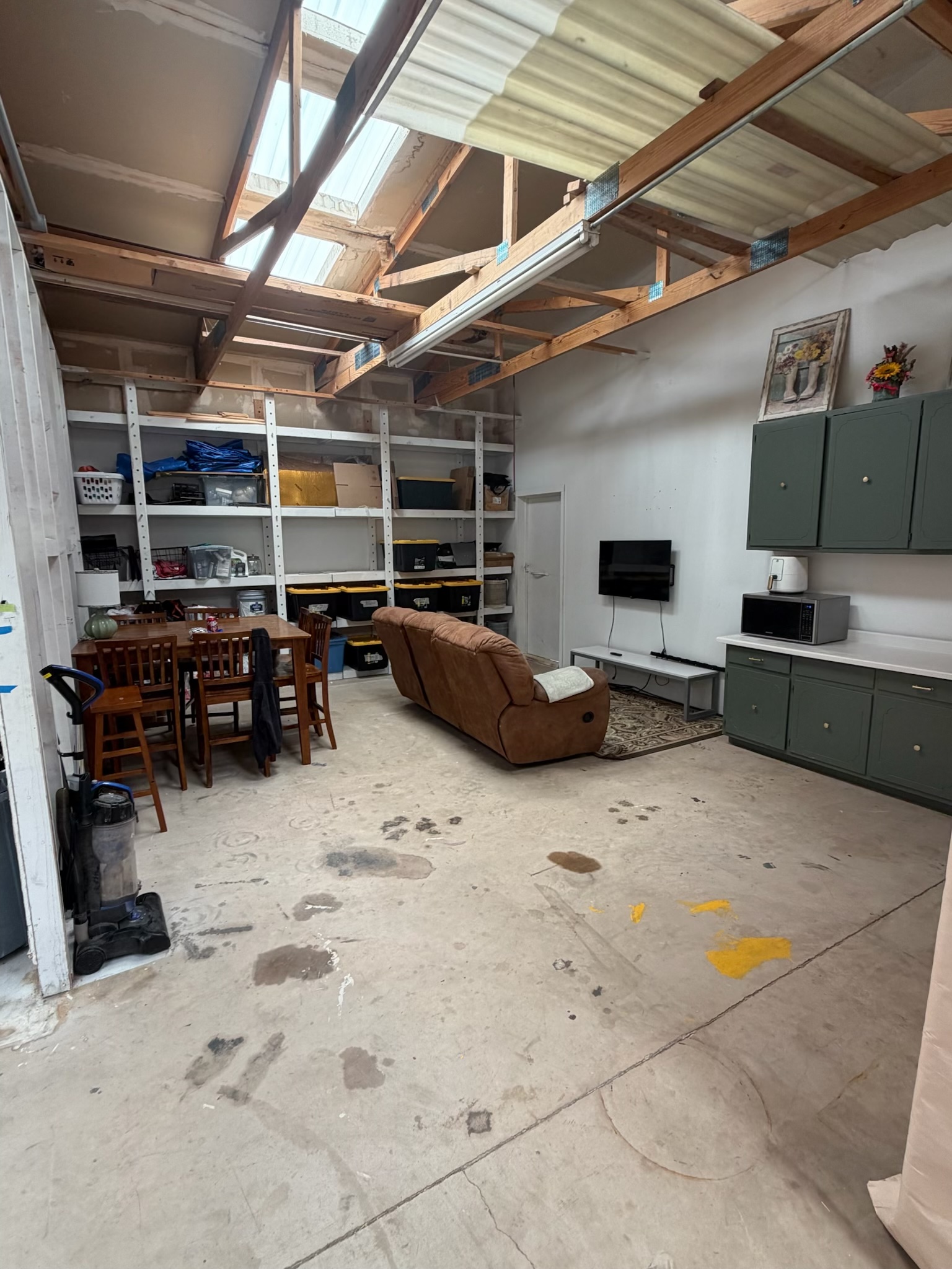 Shop storage area at 5118 N Prince commercial property Clovis NM